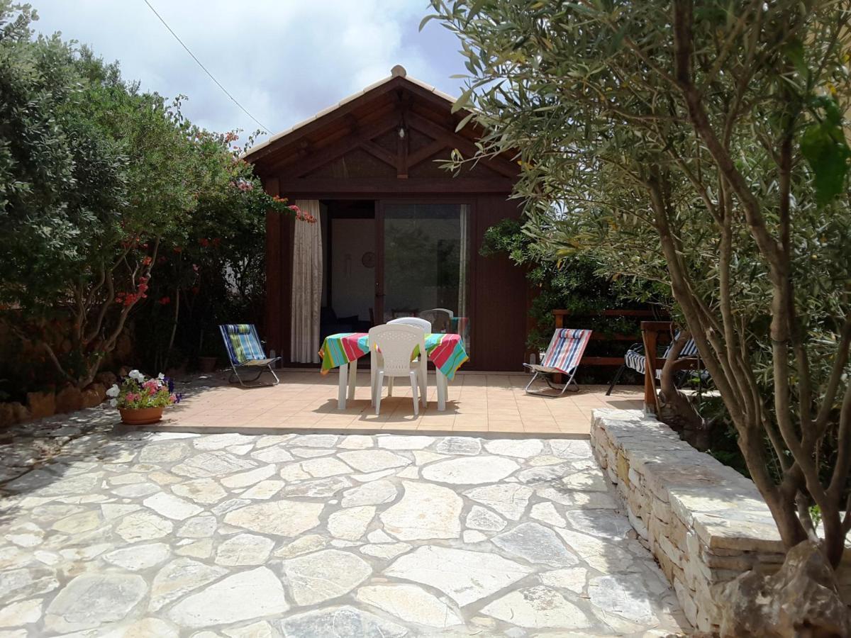 Villa Il Rustico Di Pino Custonaci Exterior foto